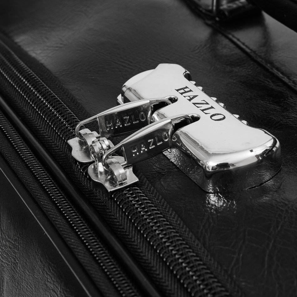 Someone’s in a Makro Hazlo 3 Piece PU Leather Vintage Trolley Luggage